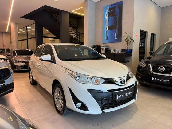 TOYOTA YARIS 1.3 16V FLEX XL MANUAL TOYOTA YARIS 1.3 16V FLEX XL MANUAL